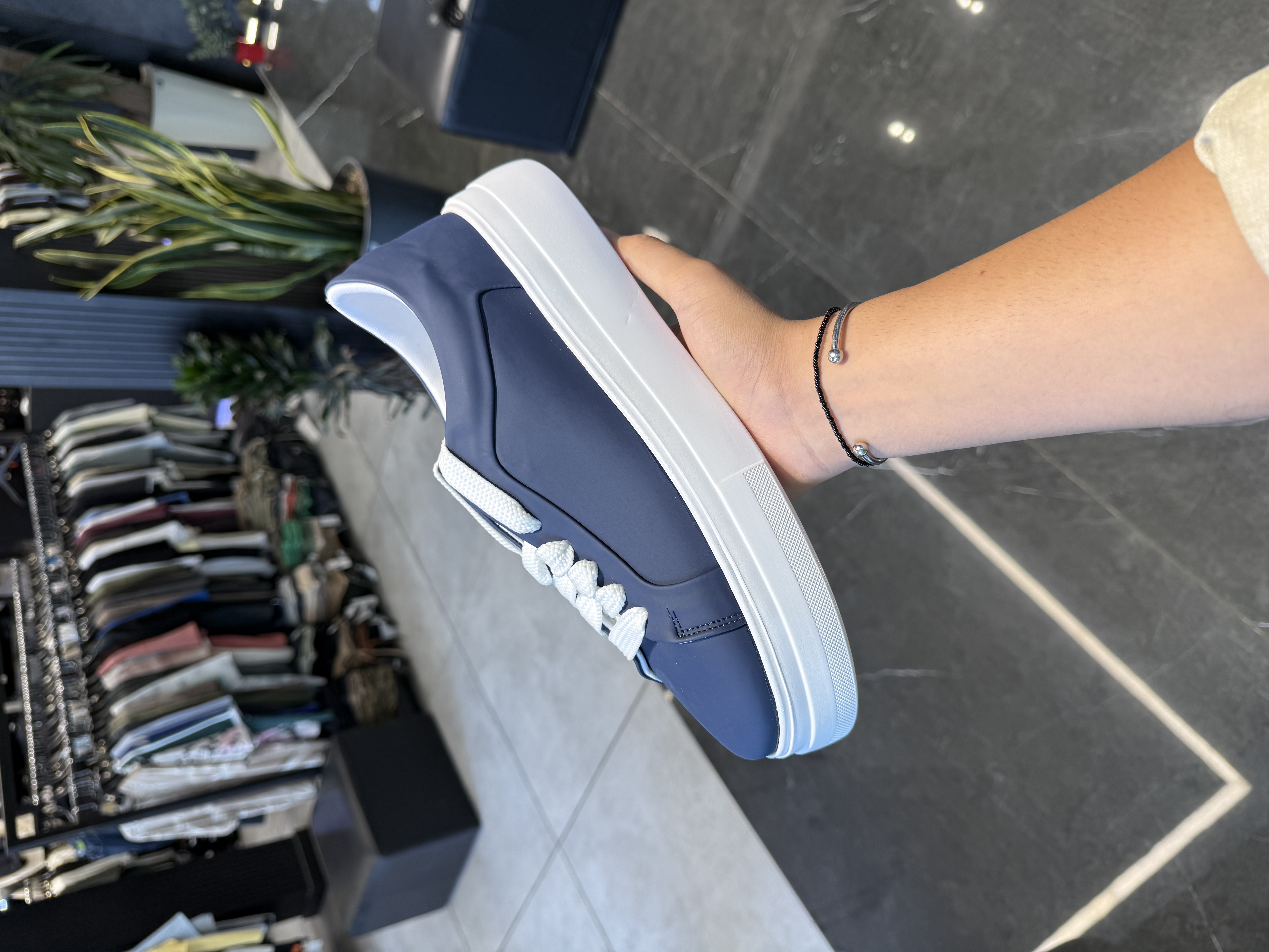 ونس سفید zara ) V1