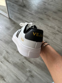 ونس مینیمال veja