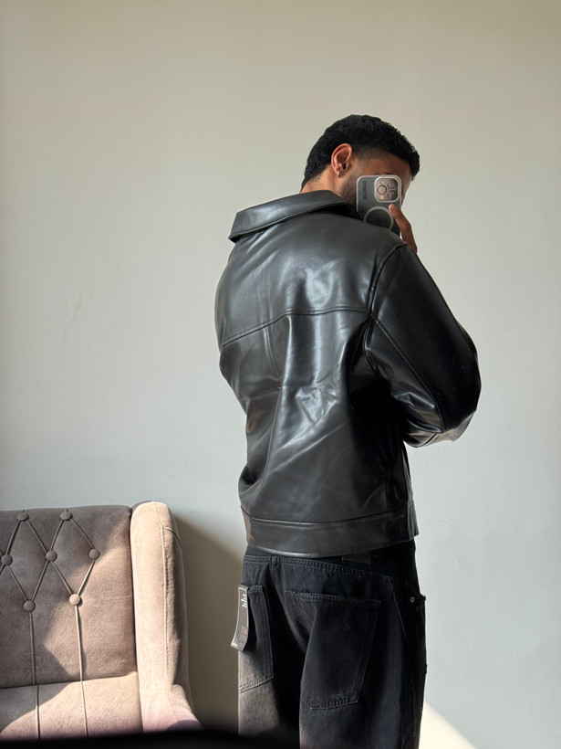 کاپشن چرم اورجینال باکسی polize