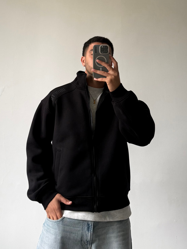 سویشرت آتلت Limited